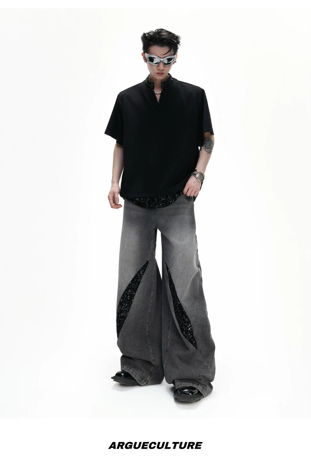 desc::sequin-patchwork-v-neck-streetwear-tee-heavyweight-fit-detail-img-8