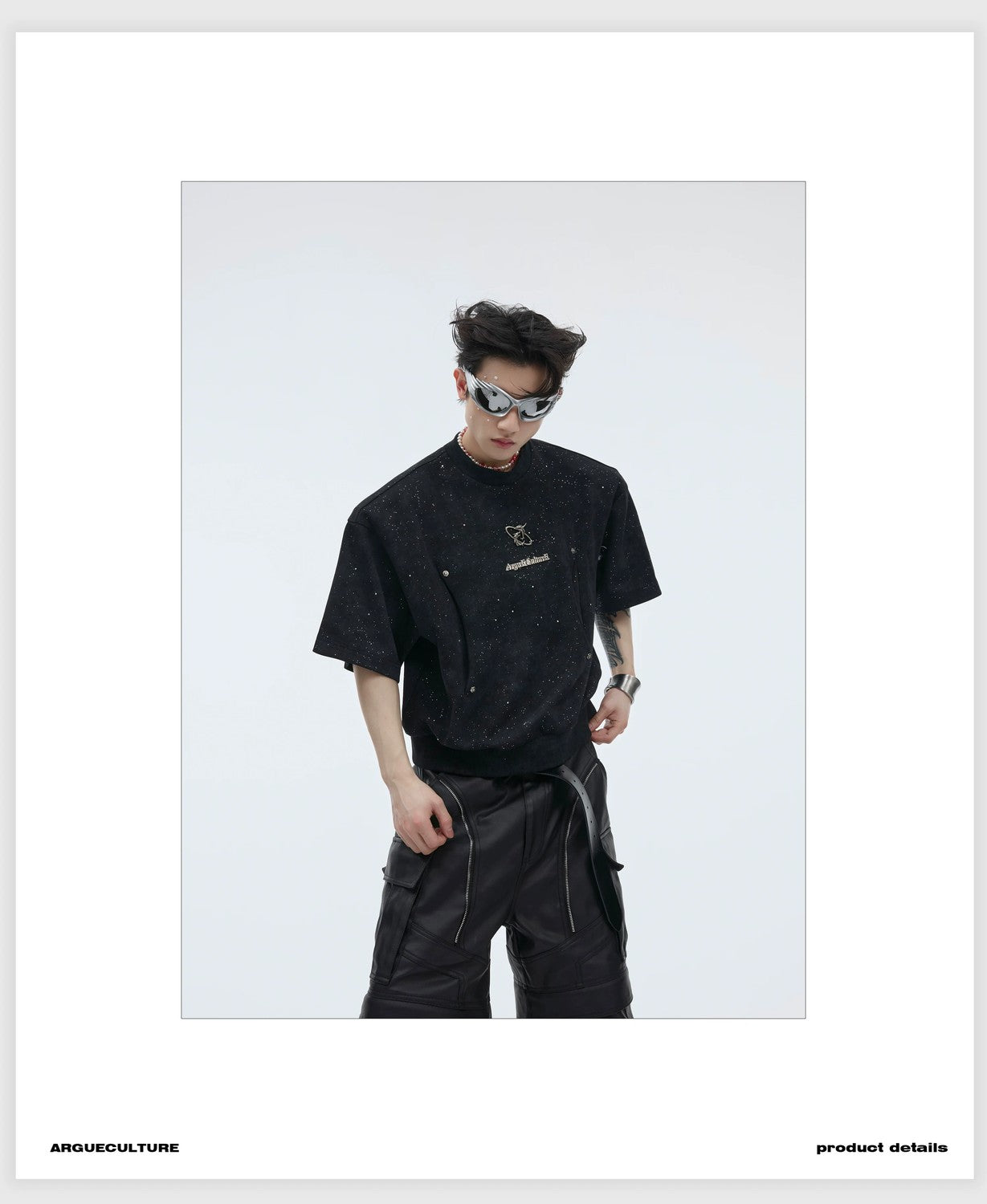 desc::shimmer-cropped-deconstructed-tee-with-shoulder-pads-detail-img-8