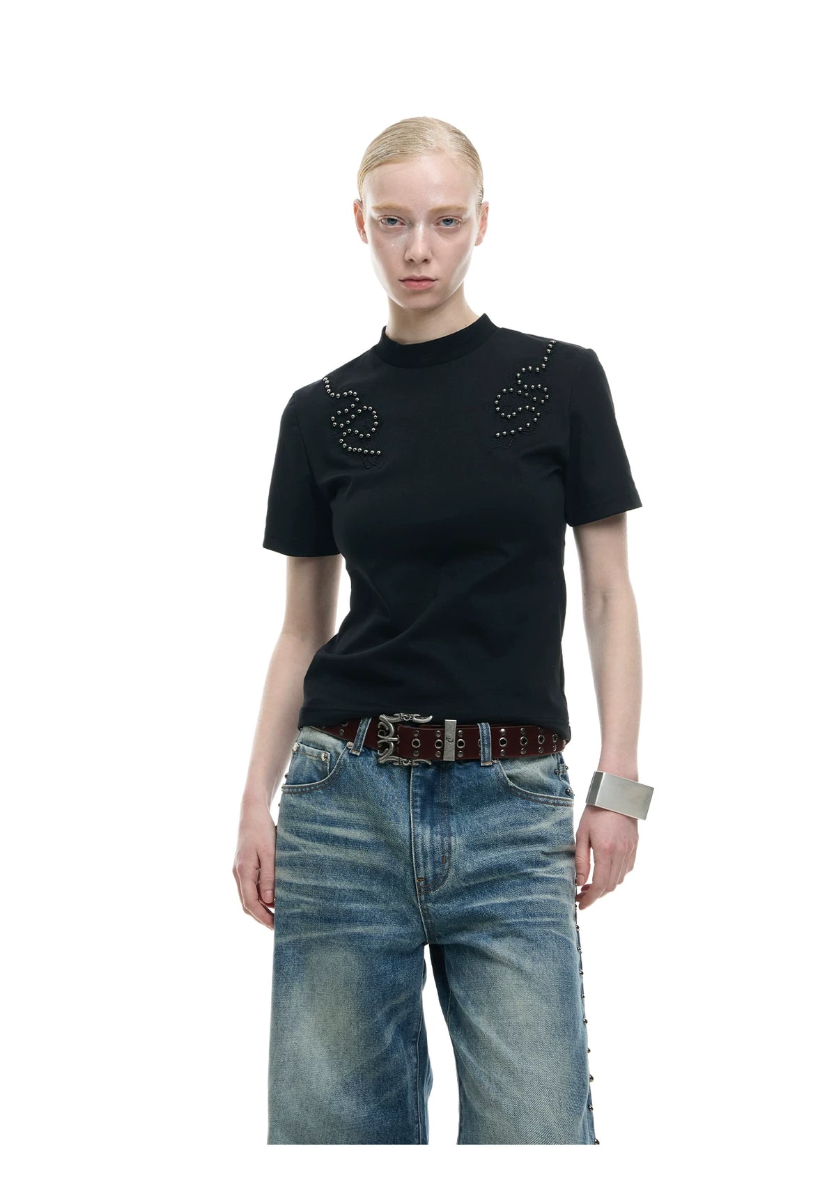 Slim Spine Rivet Embroidered Streetwear T-Shirt - detail image 8