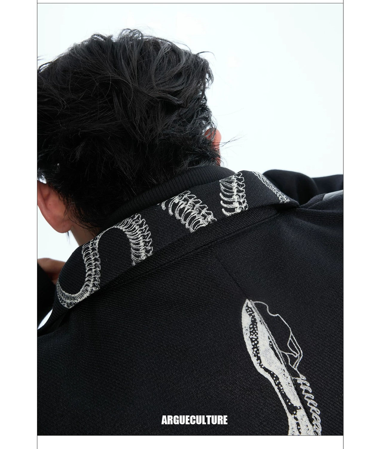 desc::streetwear-snake-pattern-patchwork-cropped-jacket-detail-img-2