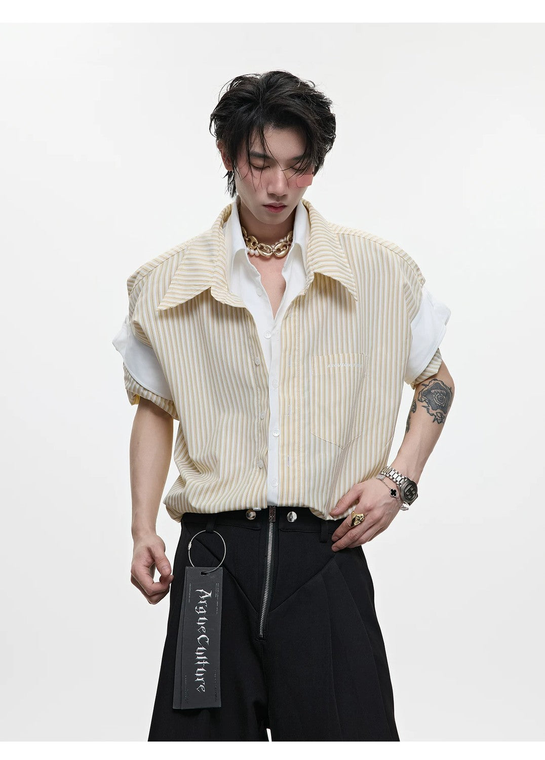 desc::striped-faux-2-piece-short-sleeve-shirt-oversized-preppy-tee-detail-img-4