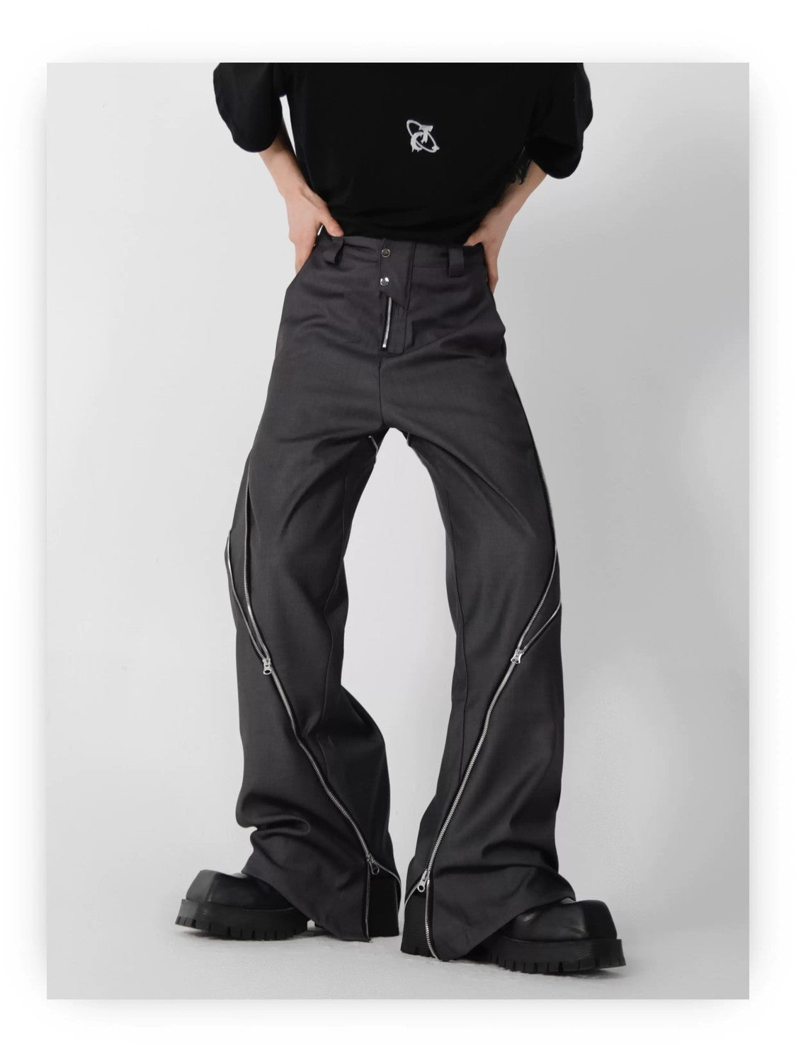 desc::structured-micro-flare-trousers-mens-streetwear-slacks-detail-img-6