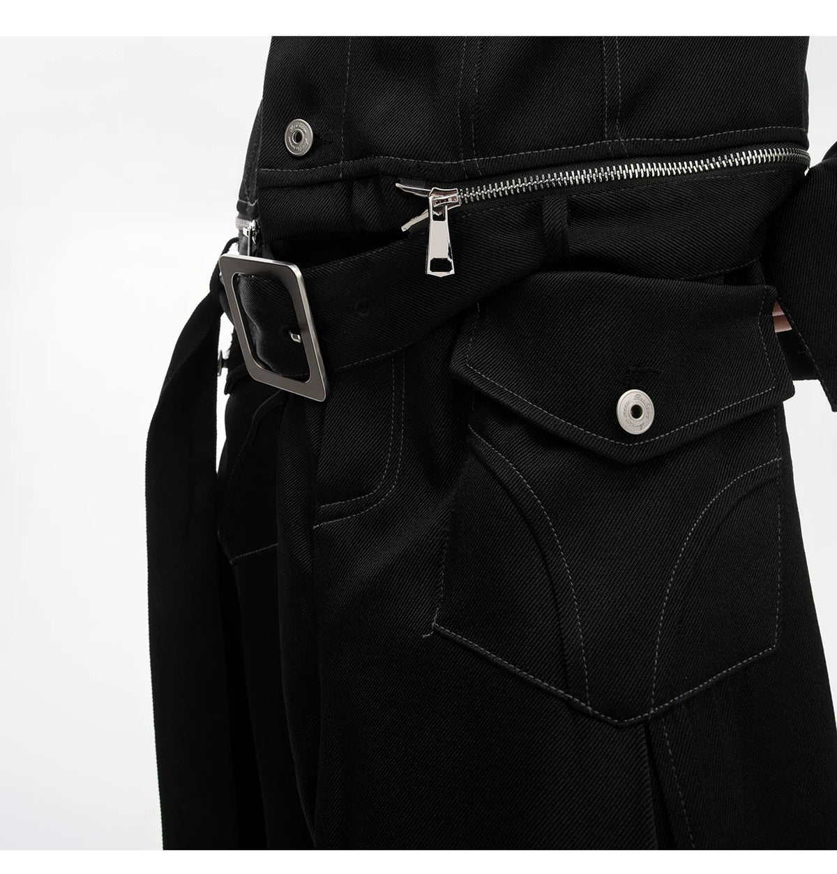 Contrast-Stitch Cargo Jeans - product detail