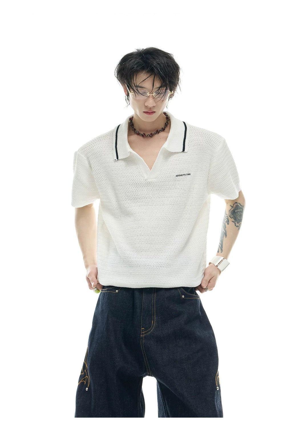 desc::textured-knit-polo-contrast-stitching-oversized-shirt-detail-img-5