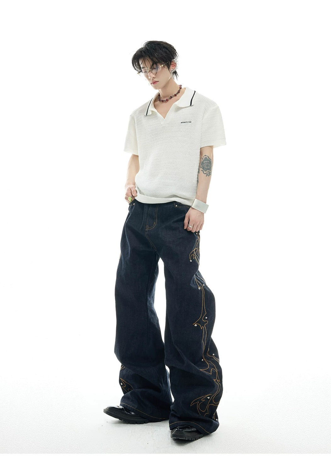 desc::textured-knit-polo-contrast-stitching-oversized-shirt-detail-img-7