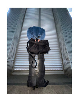 desc::tie-dye-gradient-flared-jeans-with-distressed-hem-detail-img-3