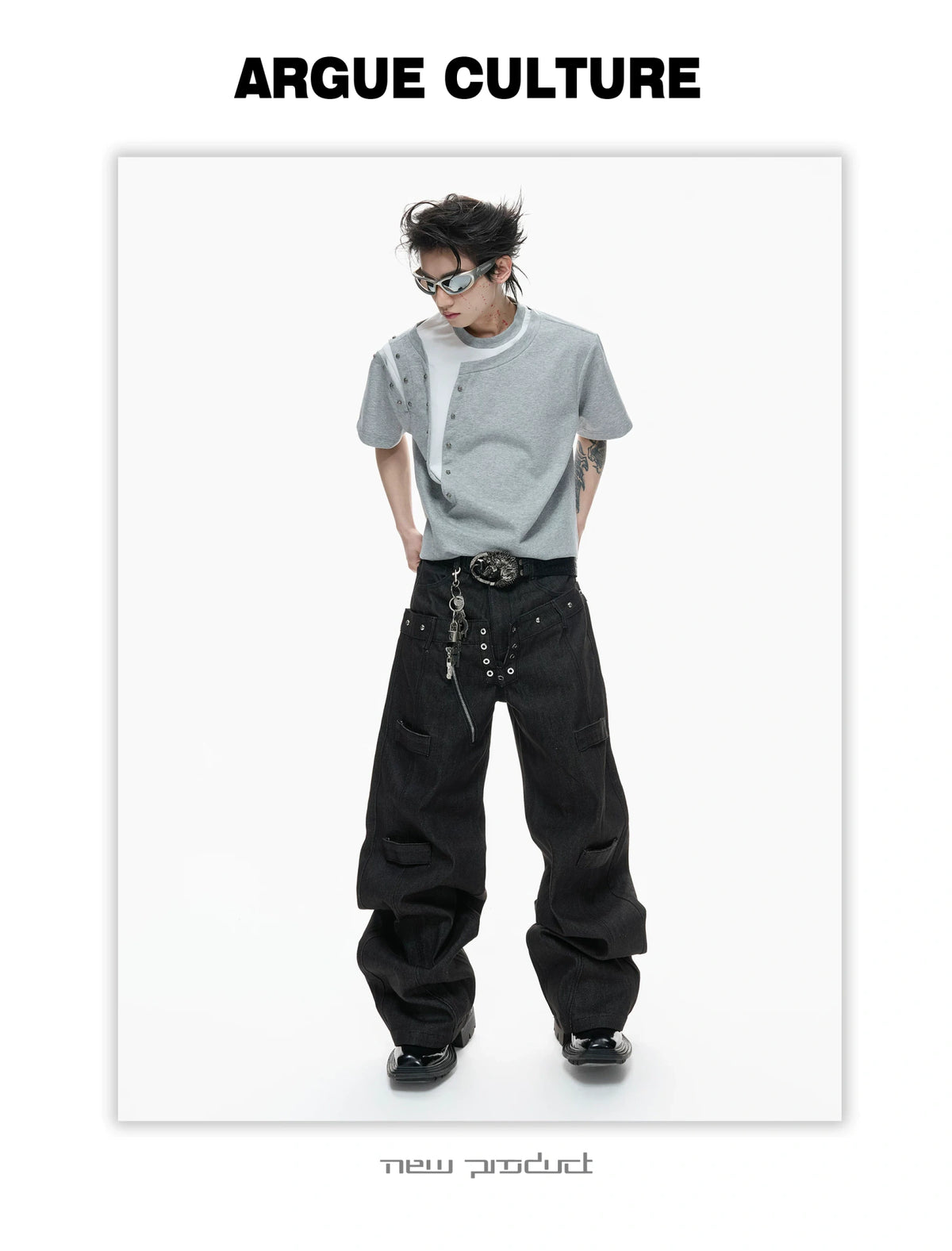 Unisex Faux-Layered Rivet Panel T-Shirt in Black & Gray - detail image 12