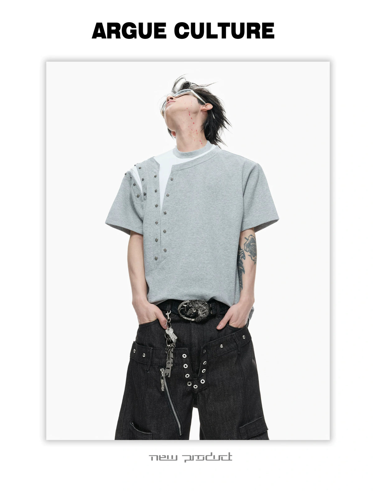 Unisex Faux-Layered Rivet Panel T-Shirt in Black & Gray - detail image 9