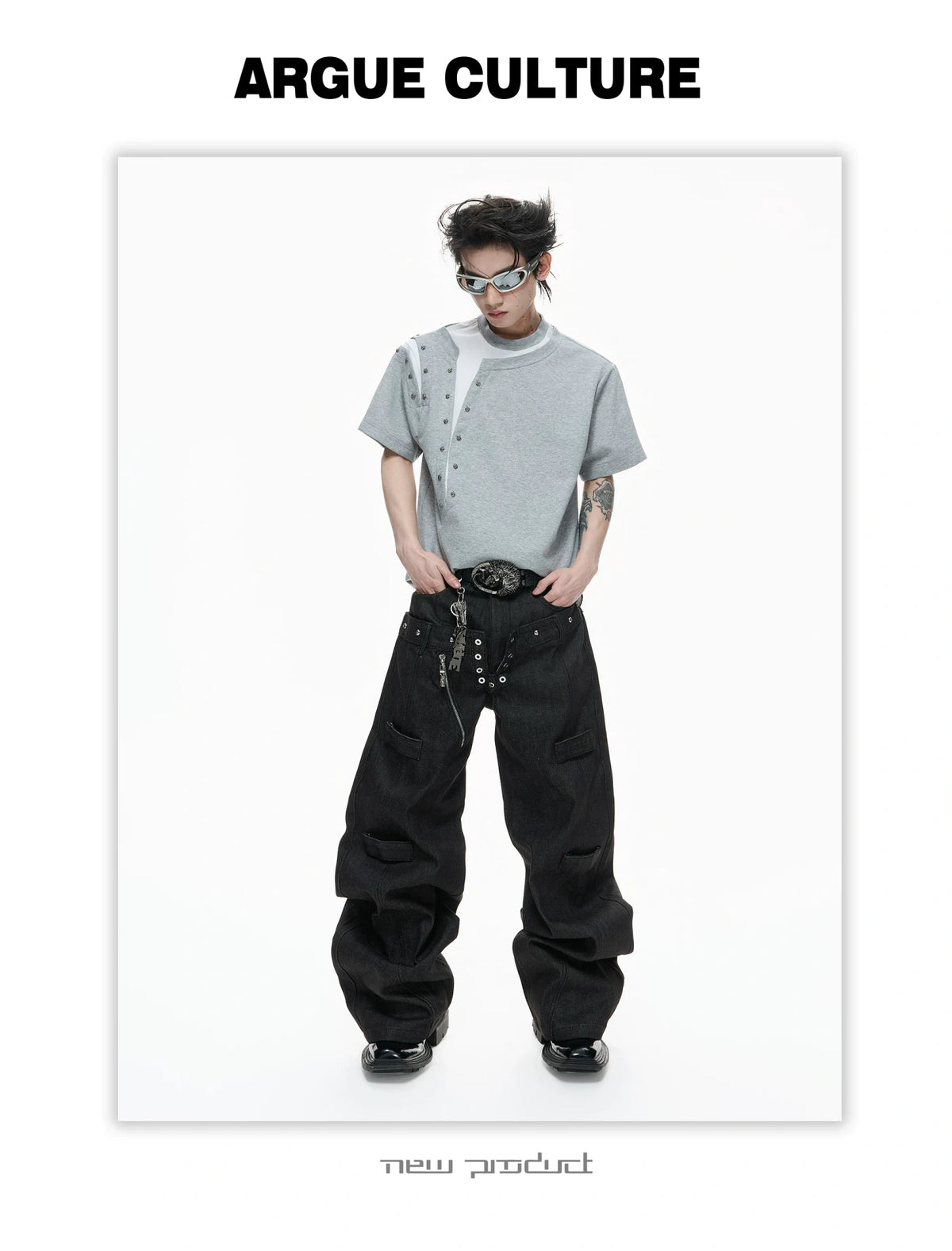 Unisex Faux-Layered Rivet Panel T-Shirt in Black & Gray - detail image 11