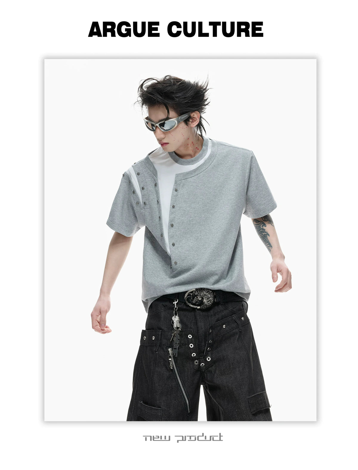 Unisex Faux-Layered Rivet Panel T-Shirt in Black & Gray - detail image 8