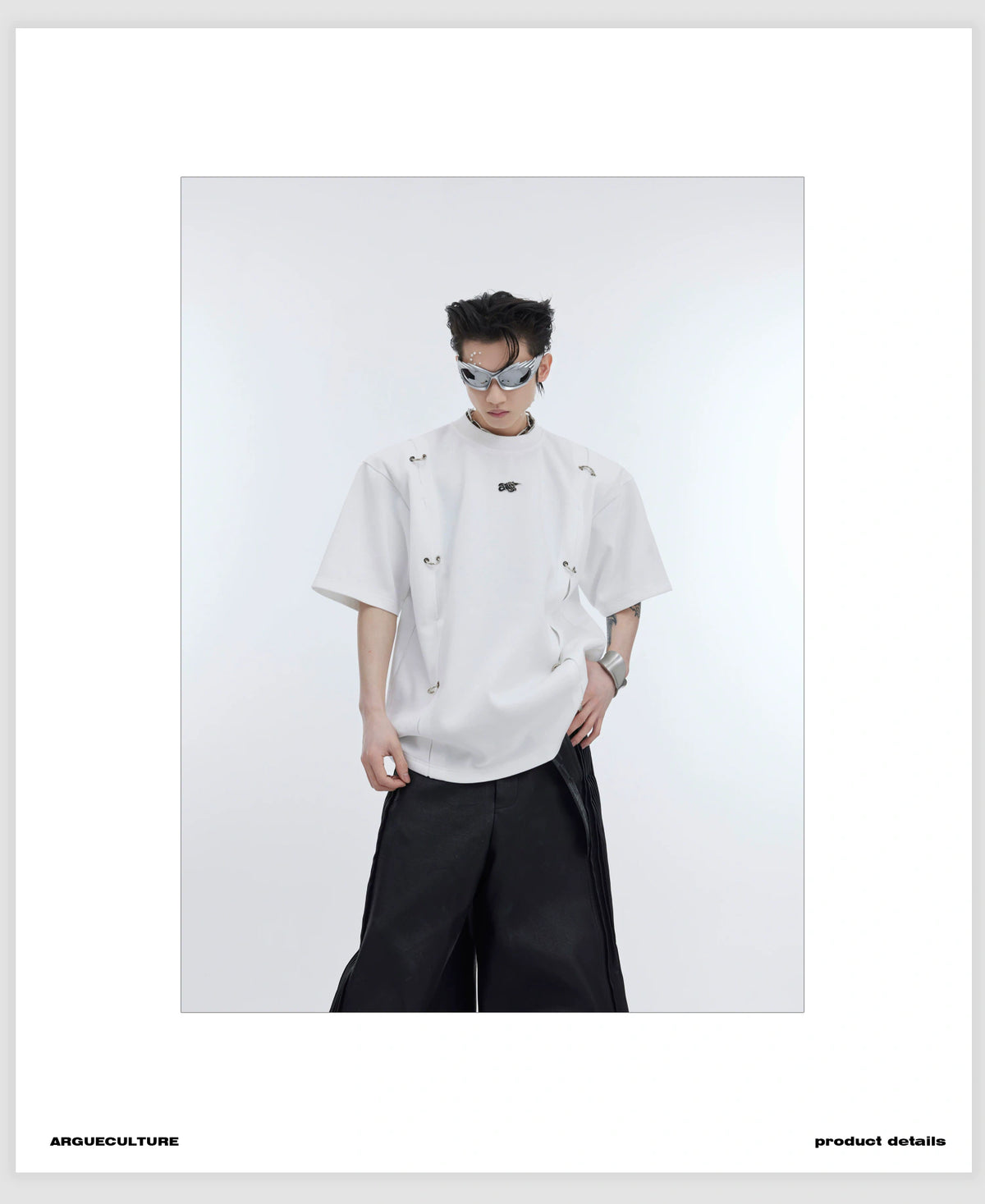 Unisex Metal-Accent Padded Shoulder Crew Neck T-Shirt - detail image 8