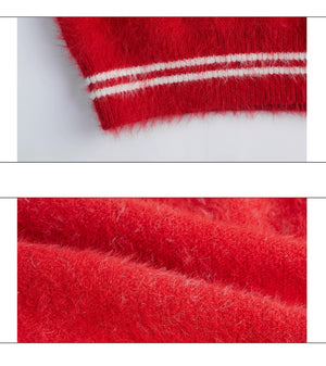 desc::v-neck-faux-mink-christmas-sweater-oversized-knit-detail-img-16