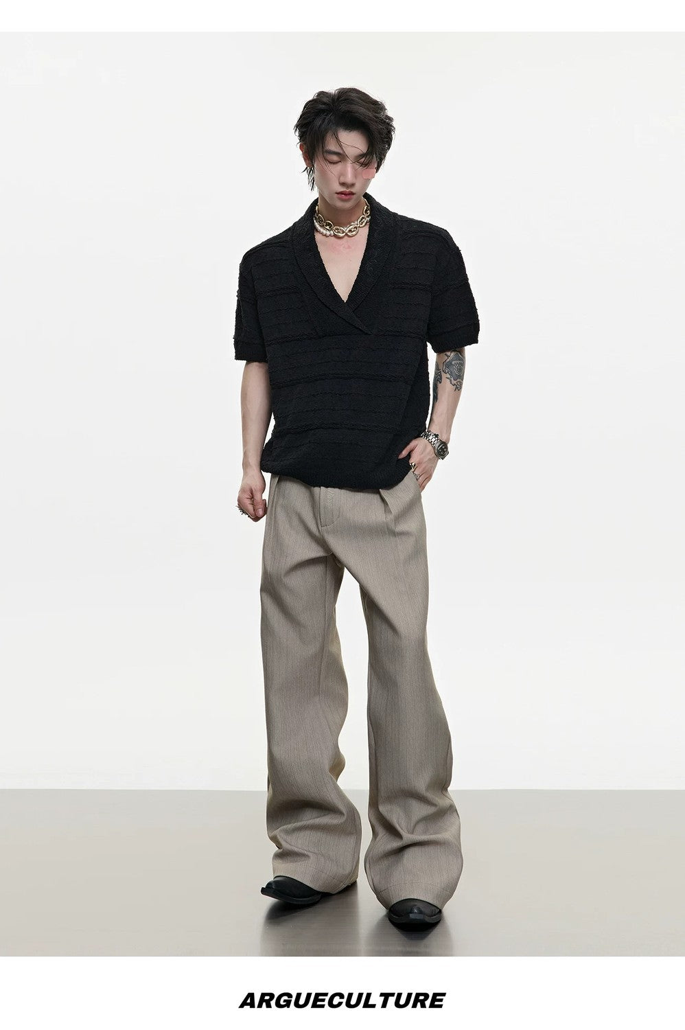 desc::v-neck-knit-streetwear-tee-luxury-embroidery-summer-sweater-detail-img-12