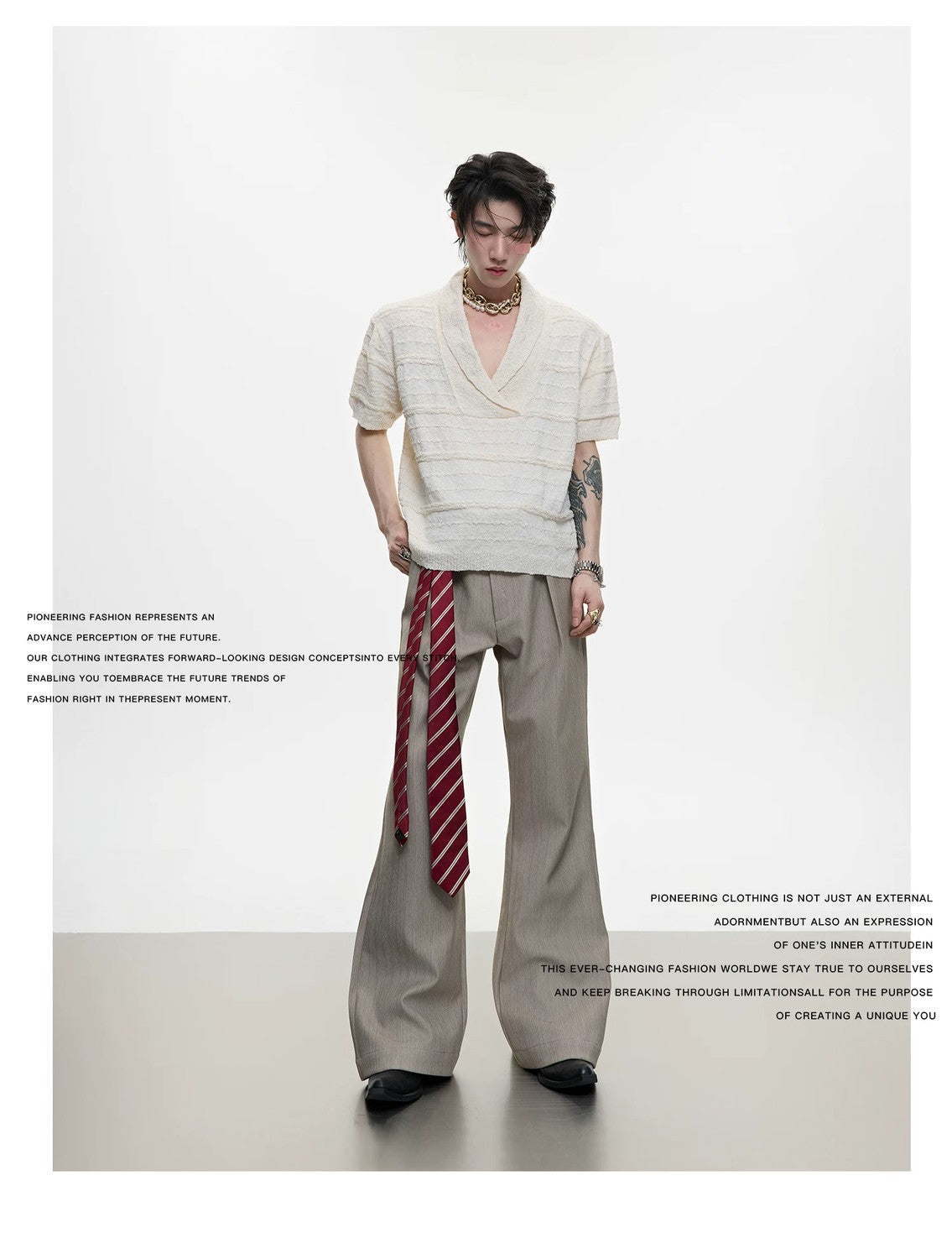 desc::v-neck-knit-streetwear-tee-luxury-embroidery-summer-sweater-detail-img-2