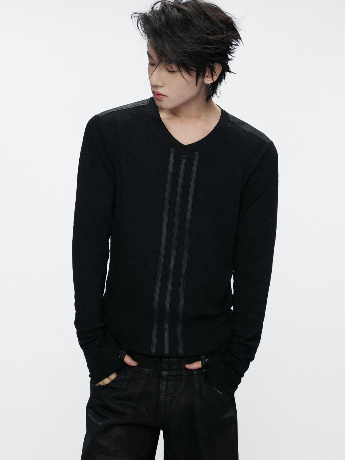 V-Neck Leather-Panel Ripple-Line Long-Sleeve Top - main image 1