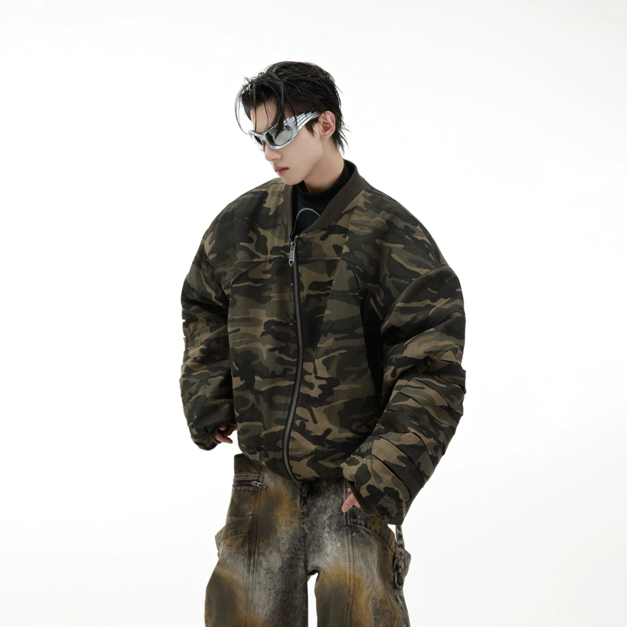 Heavyweight padded cotton camo bomber jacket for winter streetwear