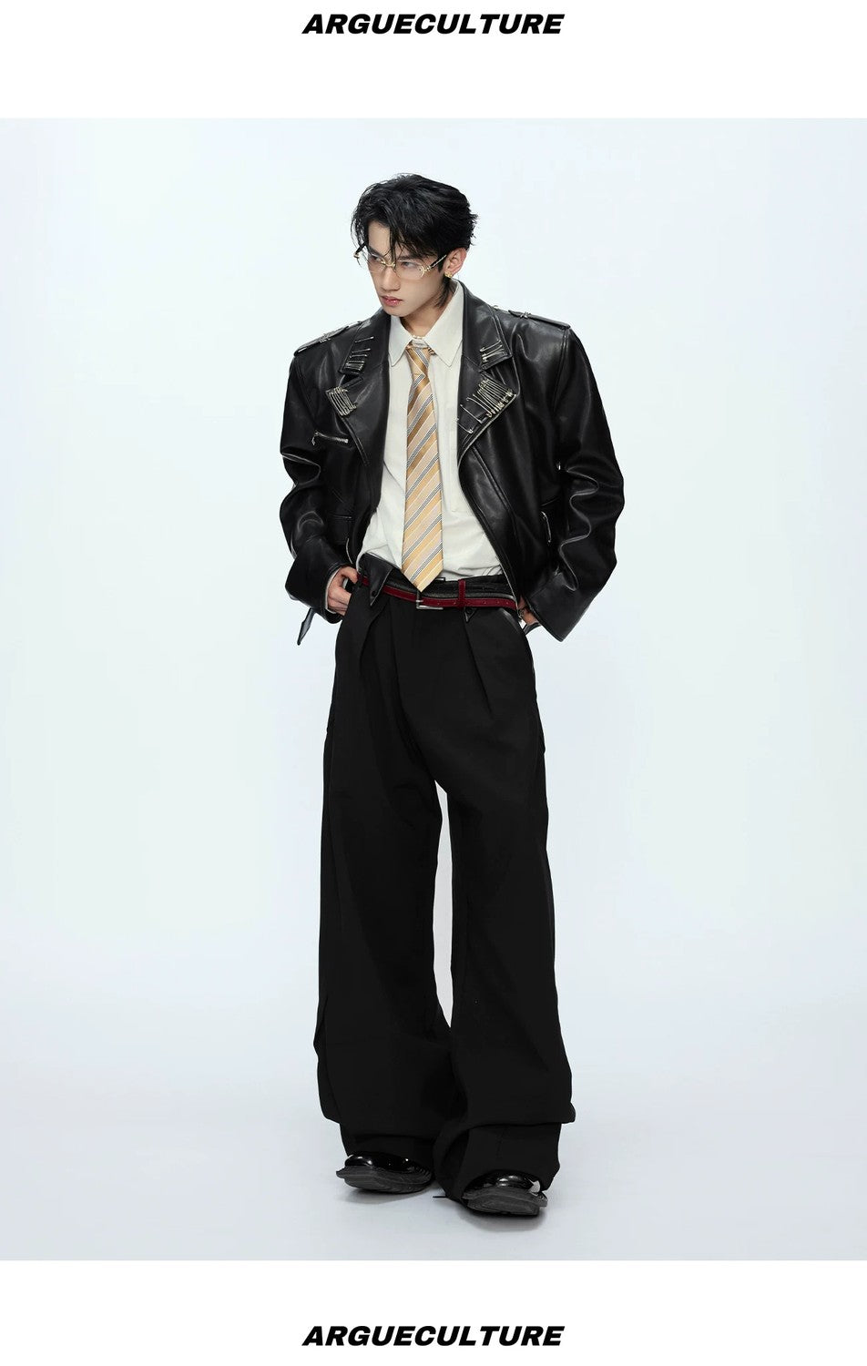 desc::vintage-geisha-graphic-pin-cropped-leather-jacket-detail-img-11
