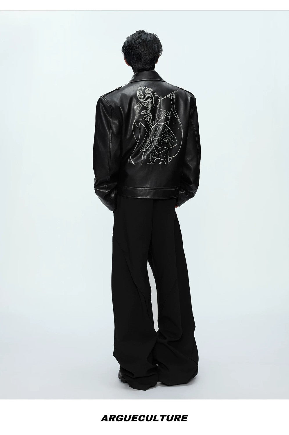 desc::vintage-geisha-graphic-pin-cropped-leather-jacket-detail-img-14