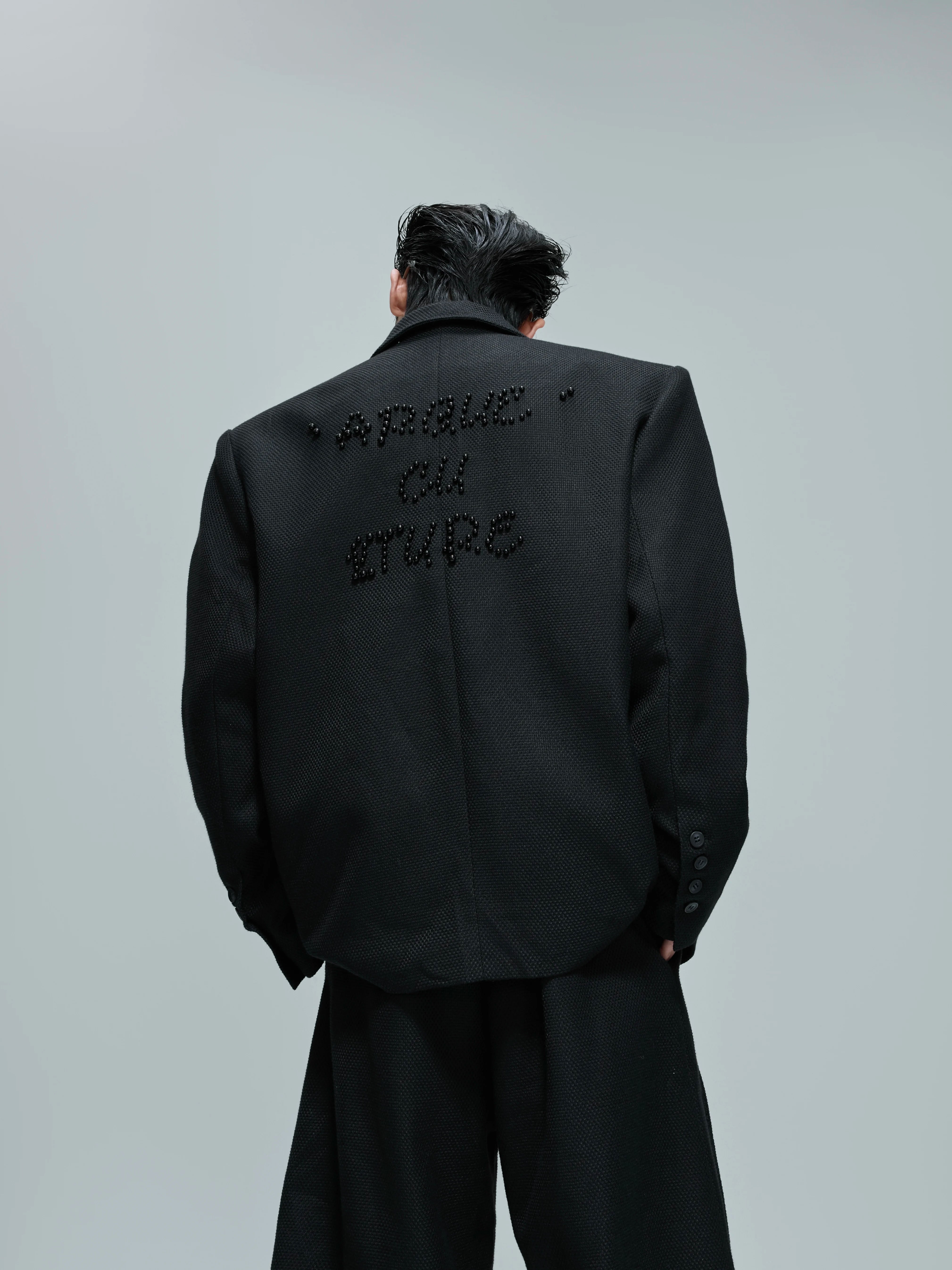 waffle-texture-pearl-accent-oversized-blazer-set-black-top