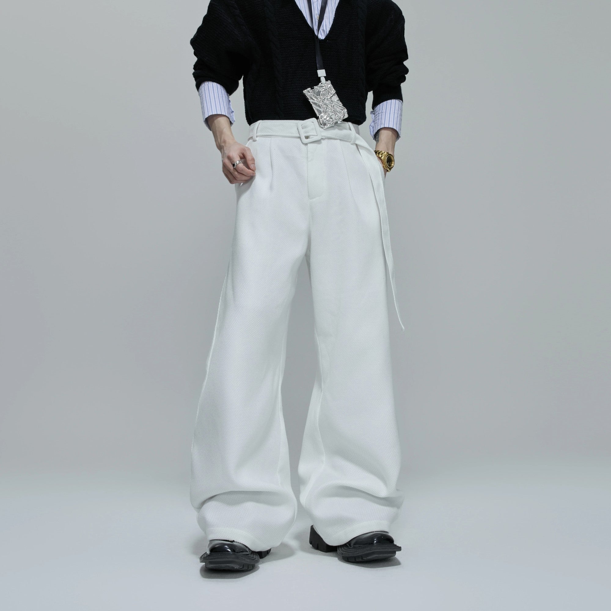 Full two-piece waffle texture suit set in black and white